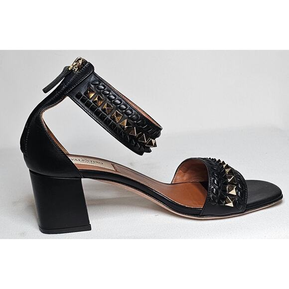 Valentino Garavani Rockstud black leather sandals - Picture 5 of 12